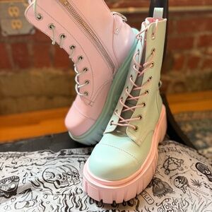 DOLLS KILL CURRENT MOOD DEVIL GAMES MISMATCHED COMBAT BOOTS SZ 9